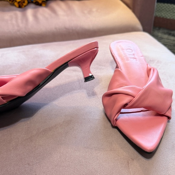MOTF Pink Knotted Leather Kitten Heel Mules - Picture 3 of 4